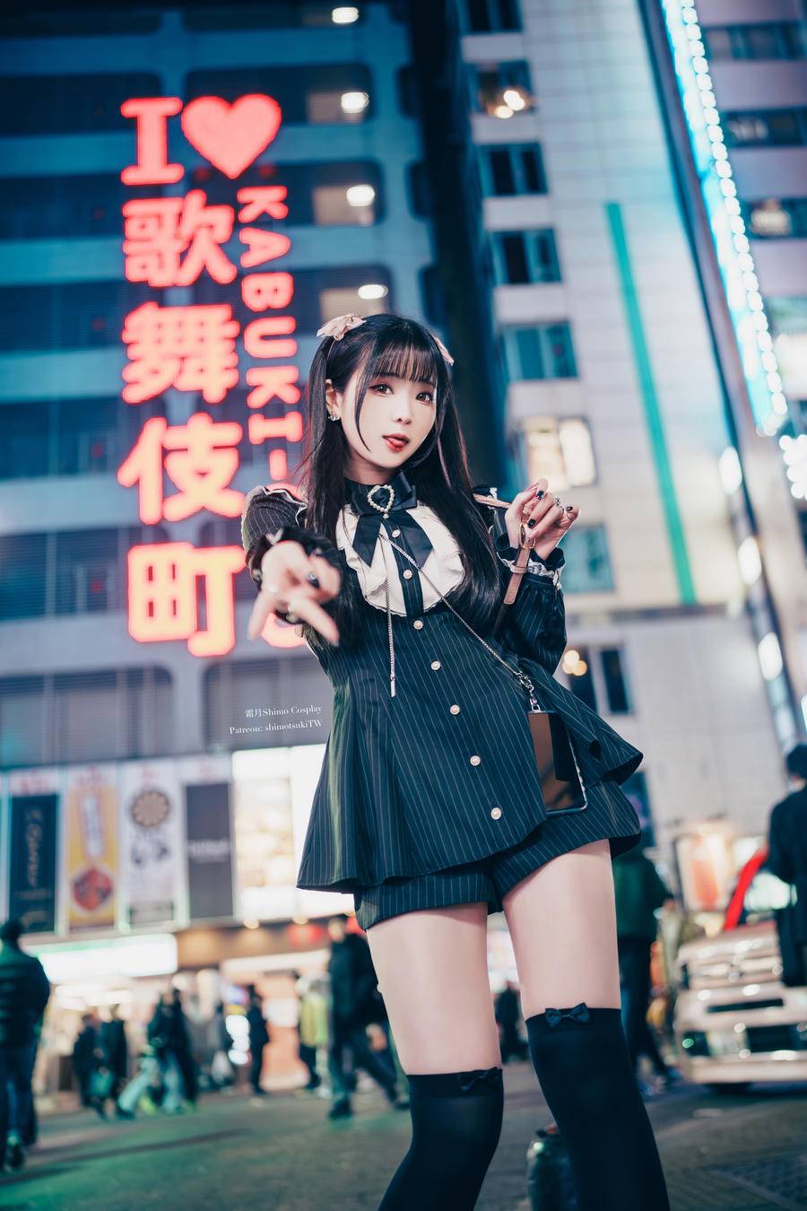 ab6c3556cd8cd-0