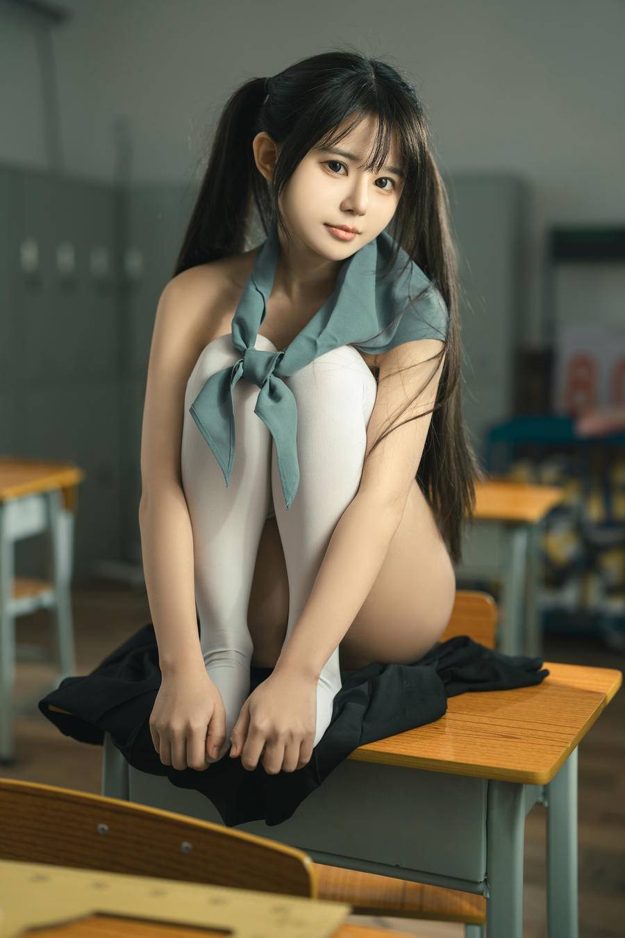 05f7d9b7492dd-0
