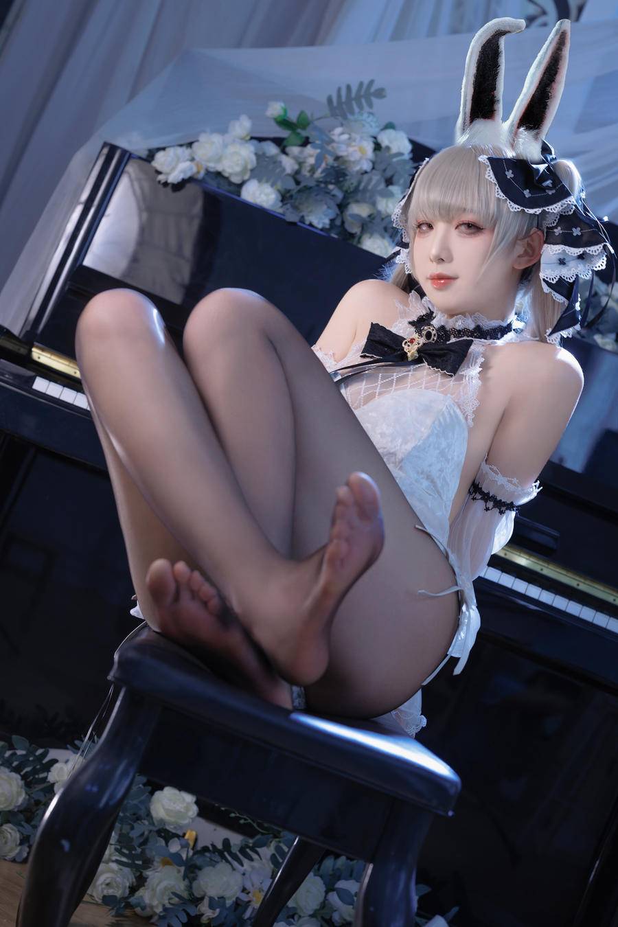 1f6deb9f9694a-0