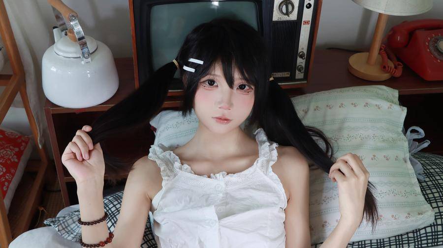 568a6e9ce2676-0