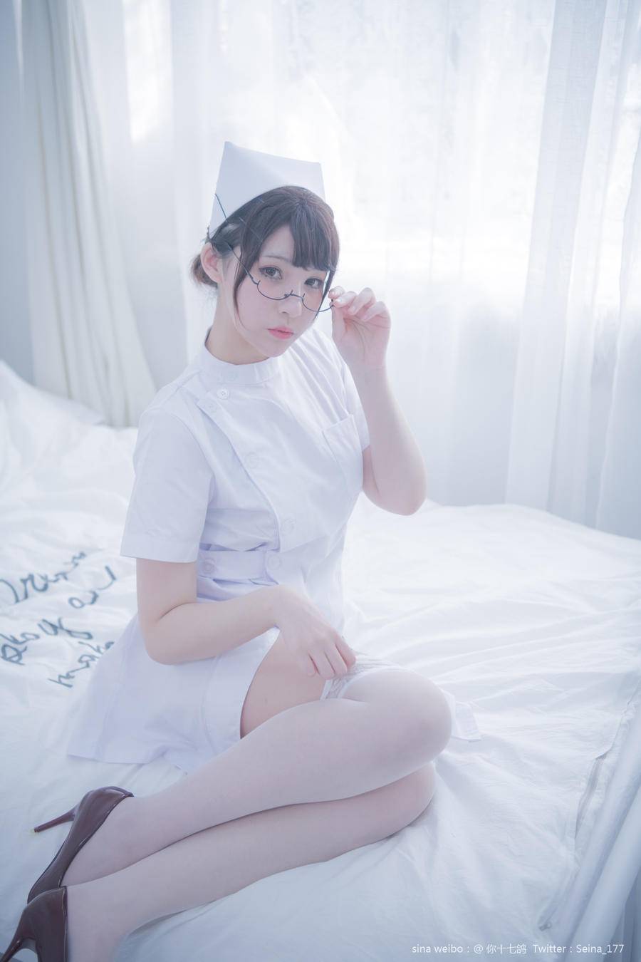 a895f331f5437-0