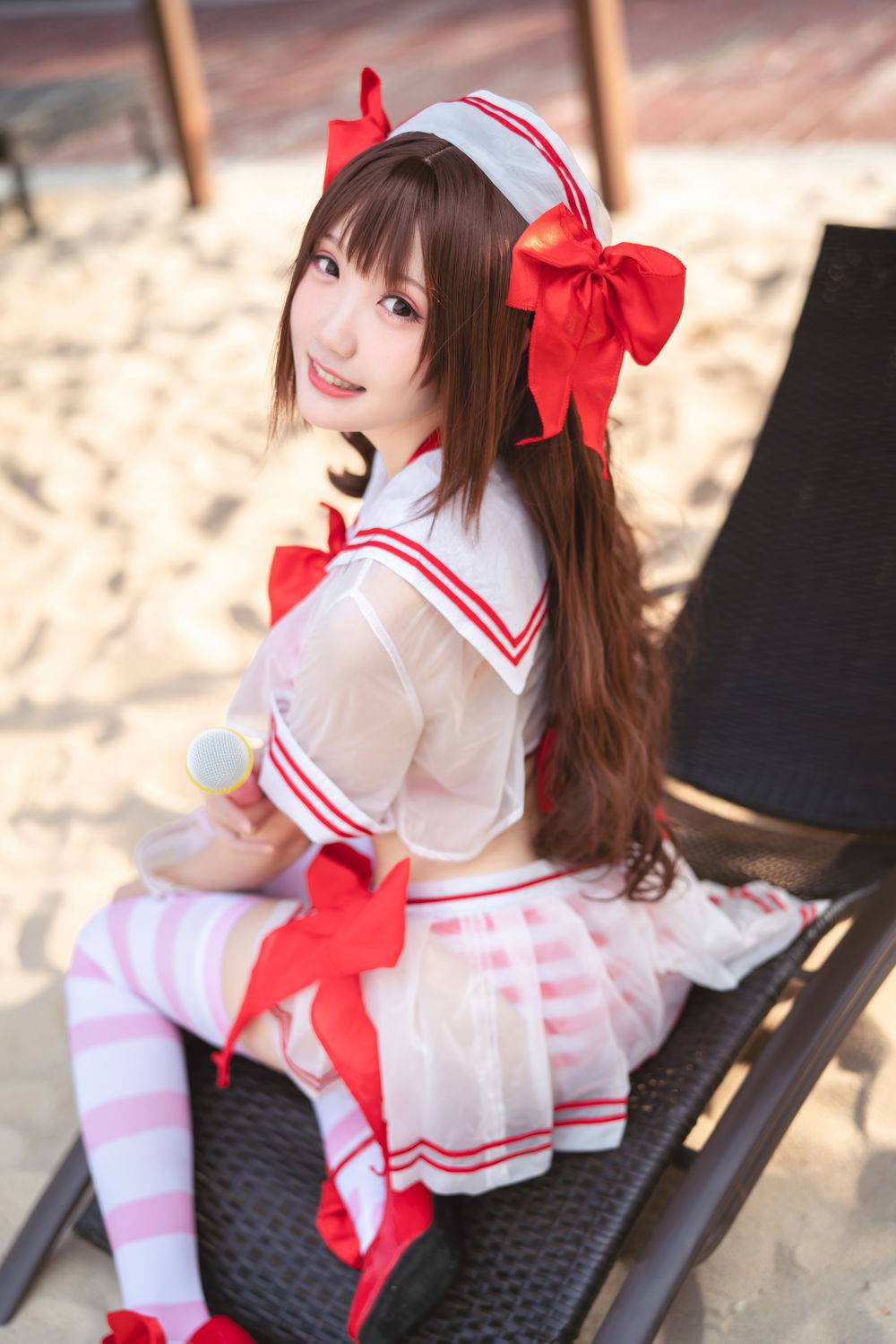 b301ce02322b8-0