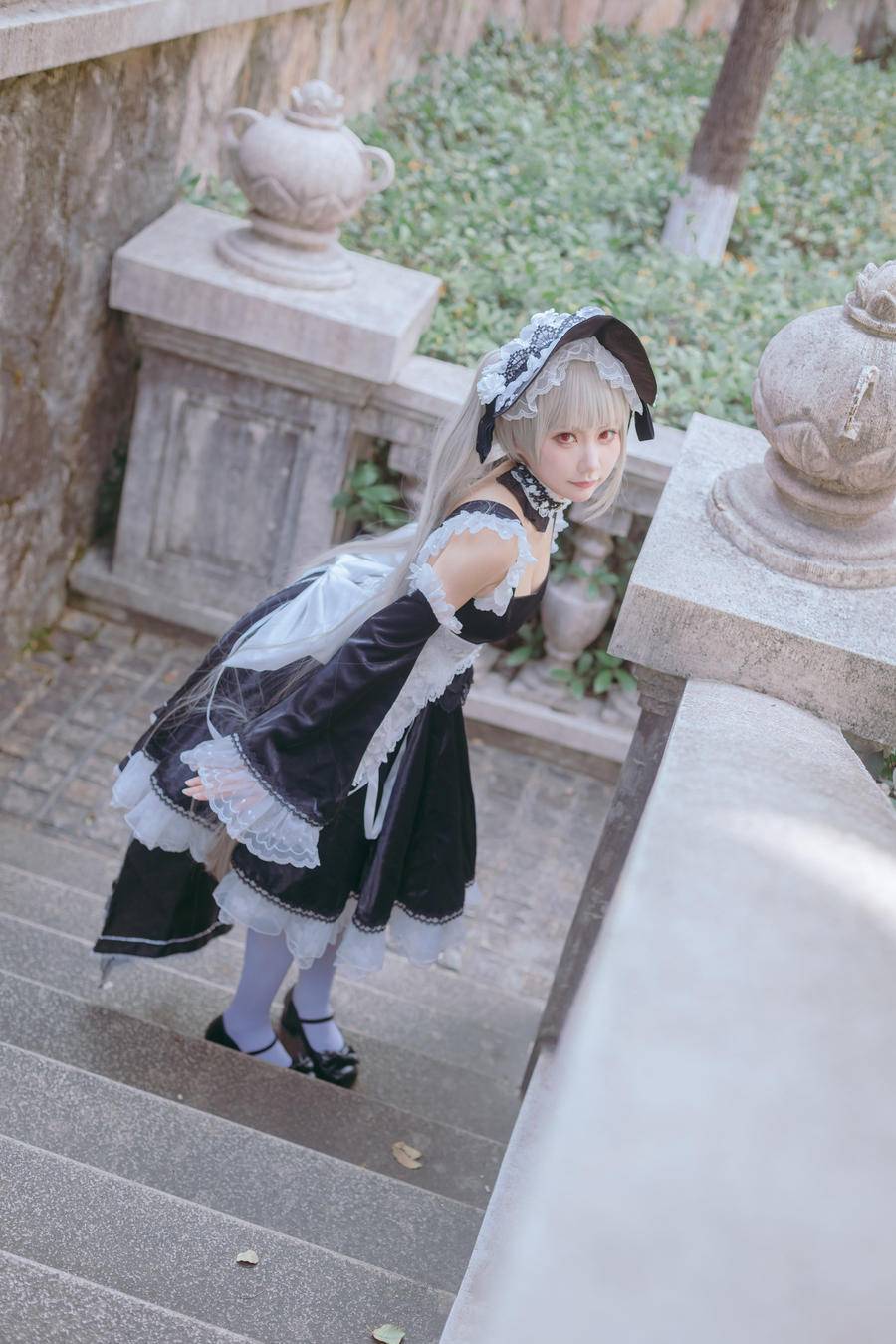 f06f15a74b950-0