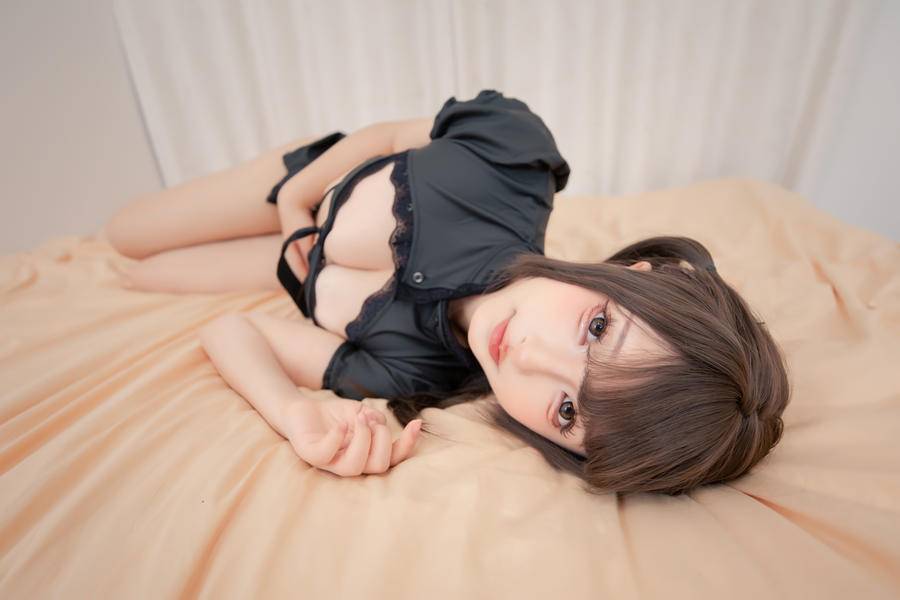 128260a9e79c6-0