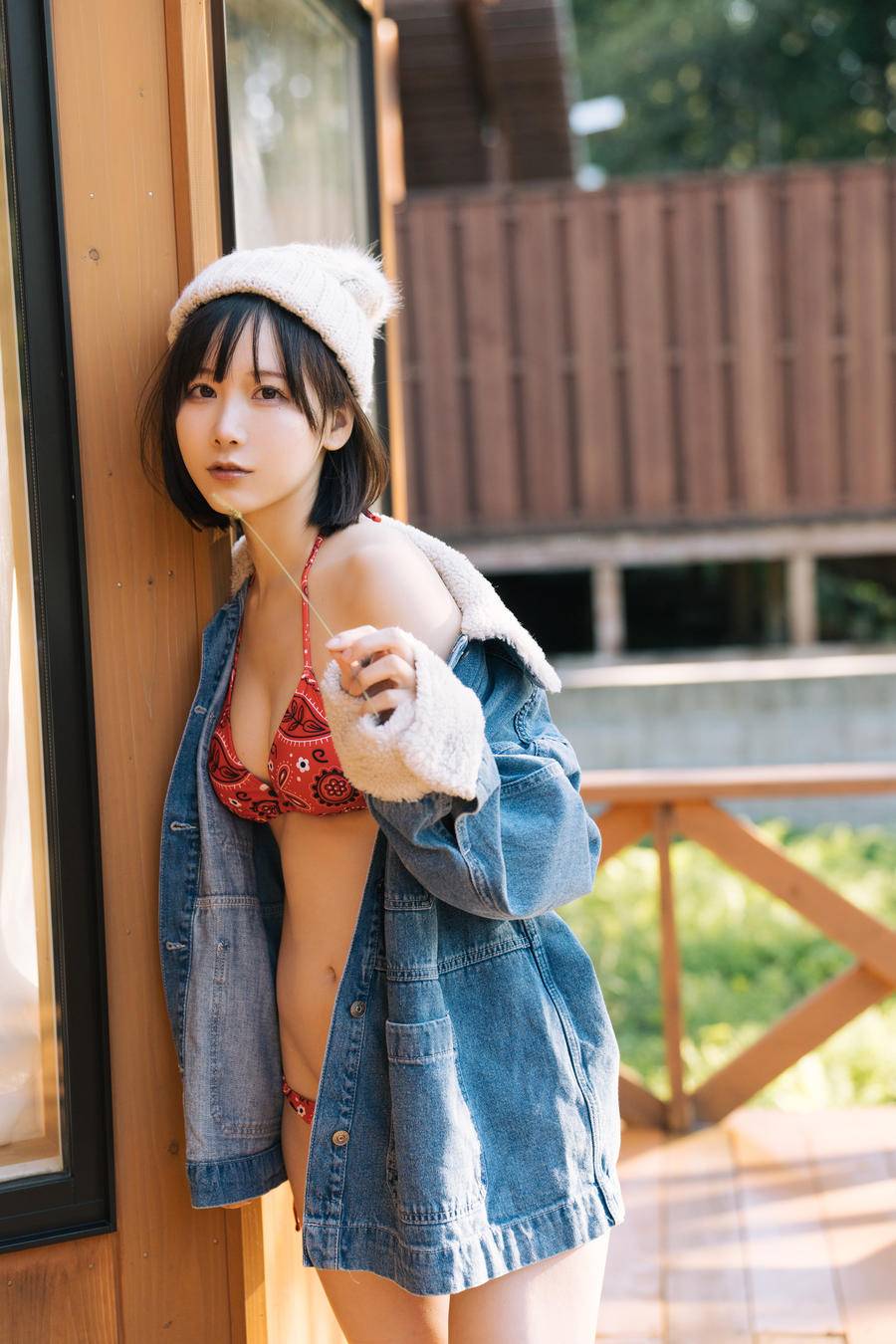 6bb4edbbf0544-0