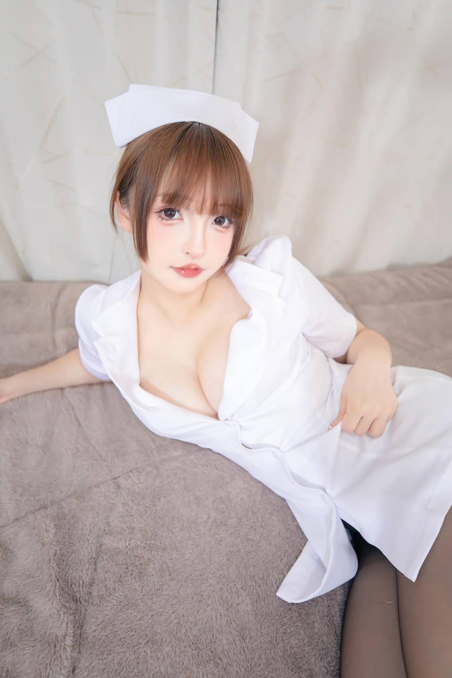 738494db59317-0