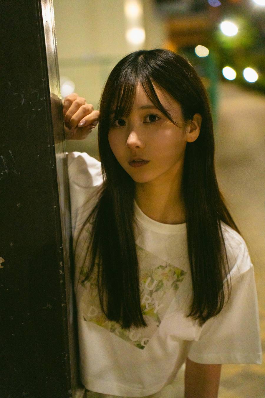 77b600fac4a8e-0