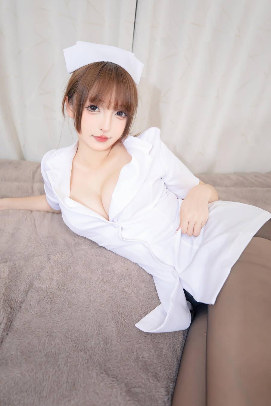 7ff5a94f9a672-0