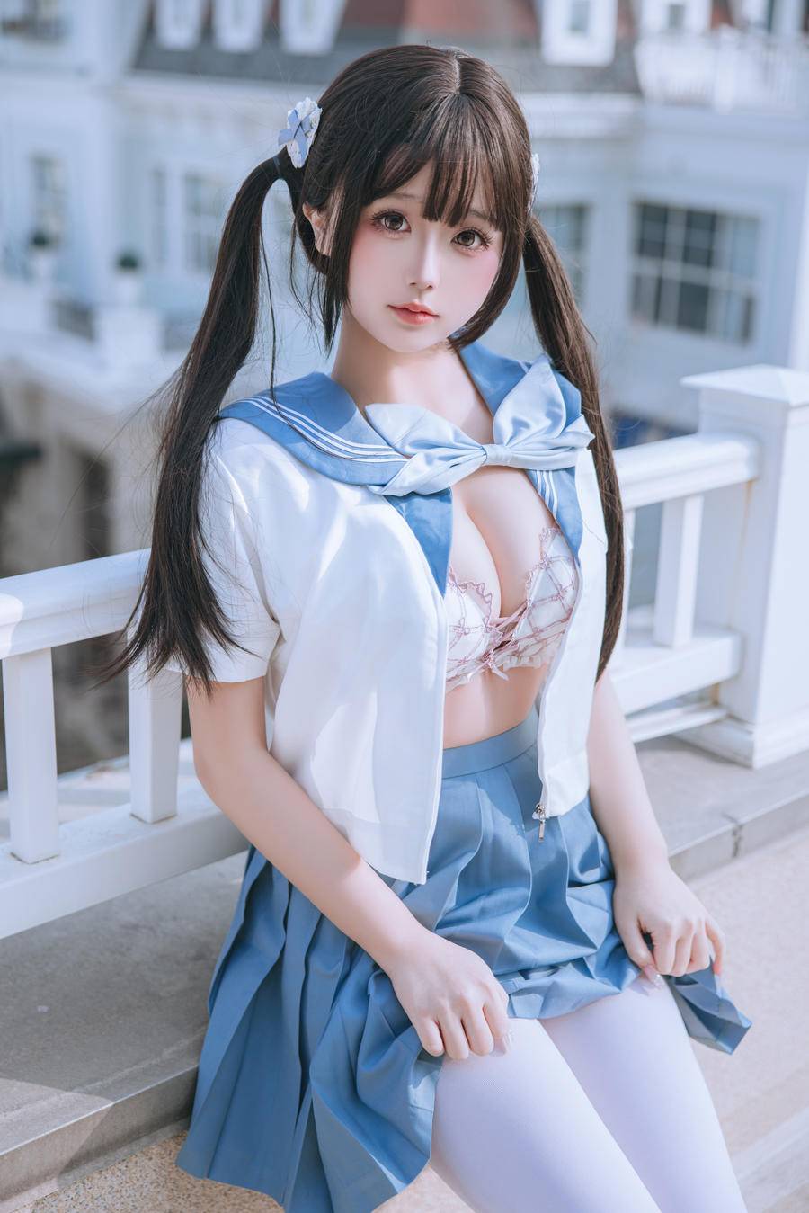 8e95010f009c4-0