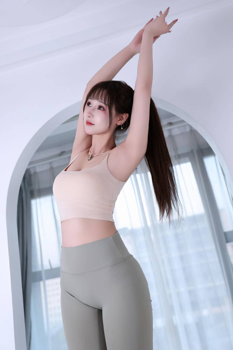 932e0b2385300-0