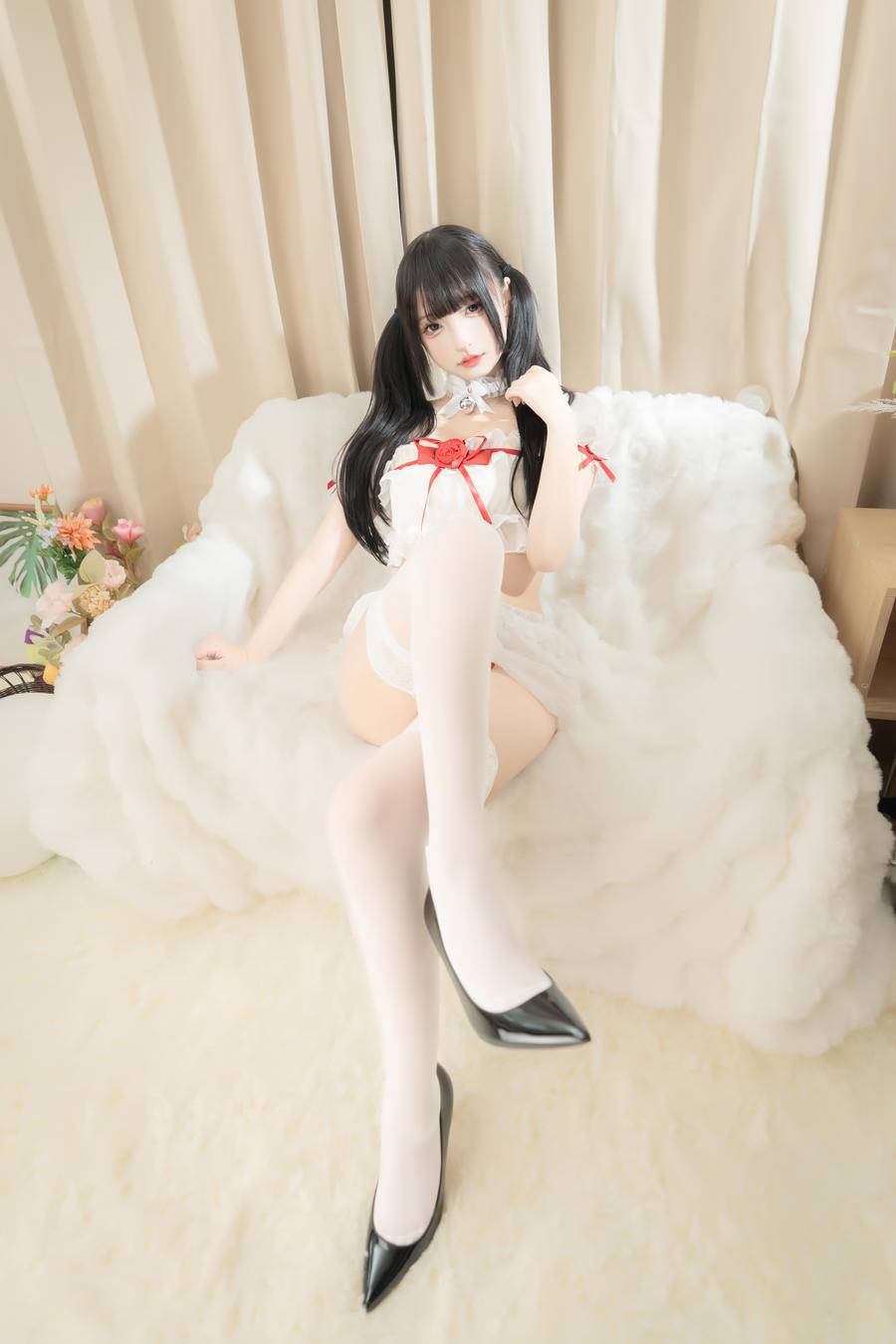 976eb0292d485-0