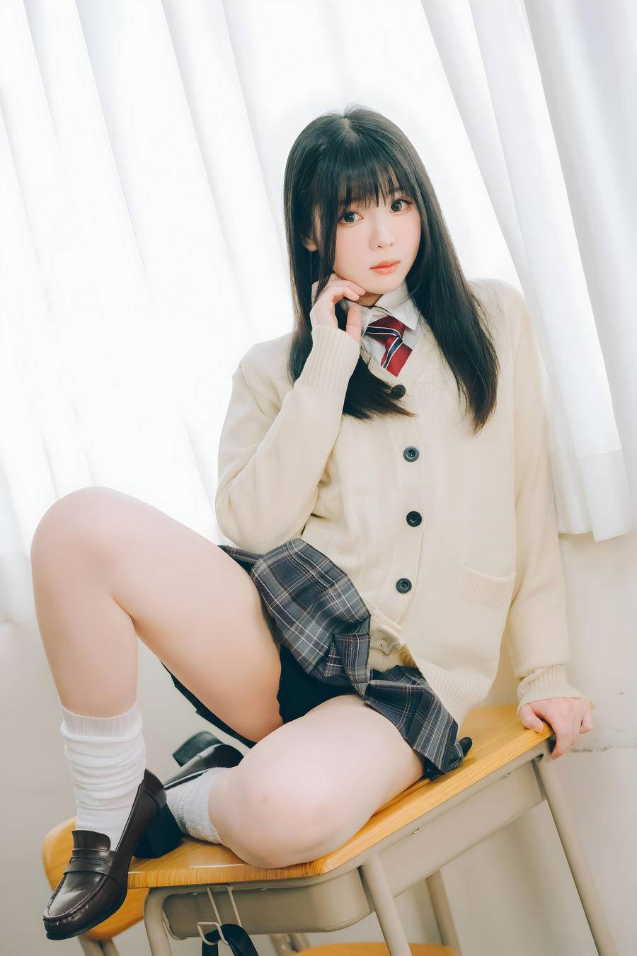 99eb35916d96f-0