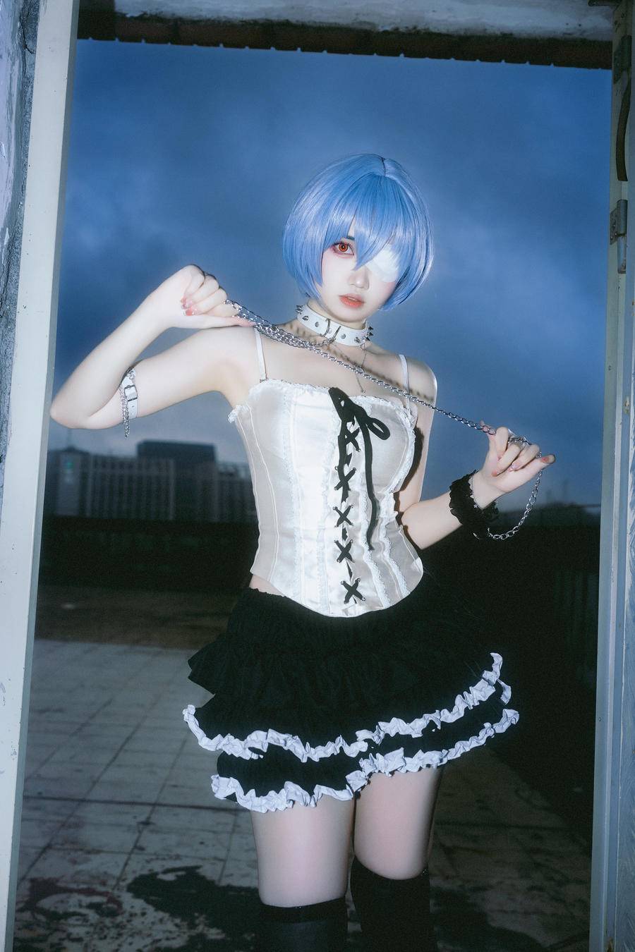 b3780cf097905-0