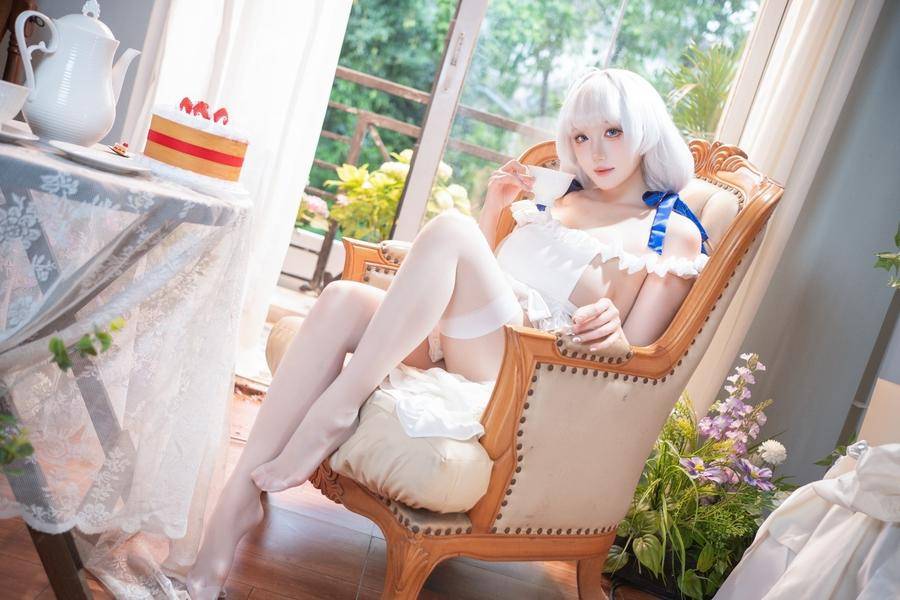 82ddd70484fe2-0
