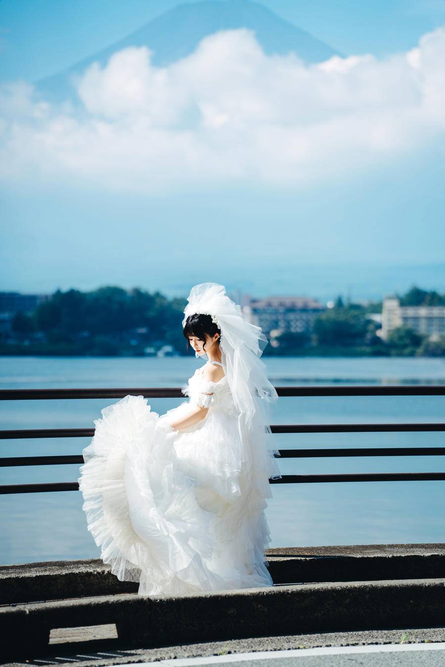 c9514877450a1-0